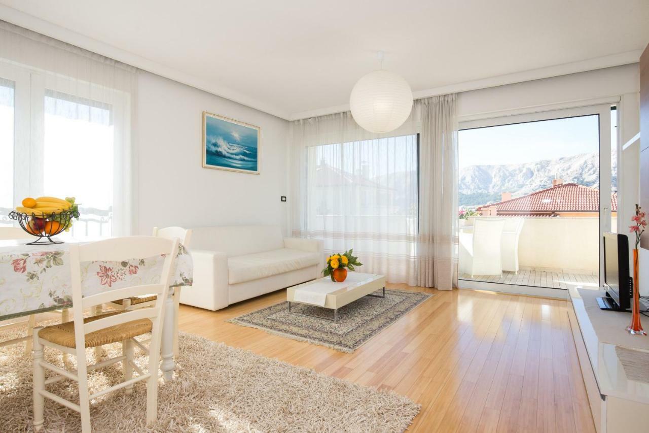 Apartments Ddd 巴斯卡 外观 照片