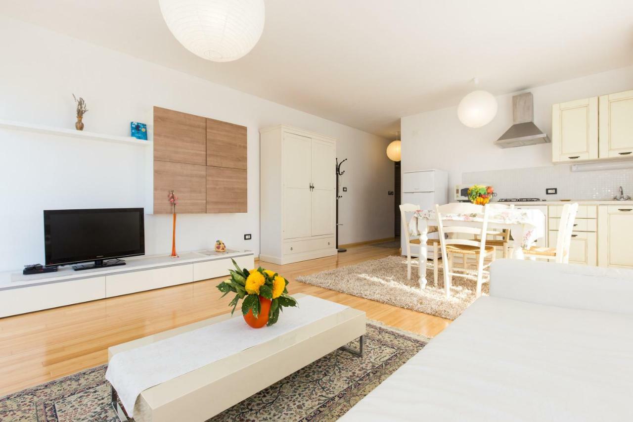 Apartments Ddd 巴斯卡 外观 照片